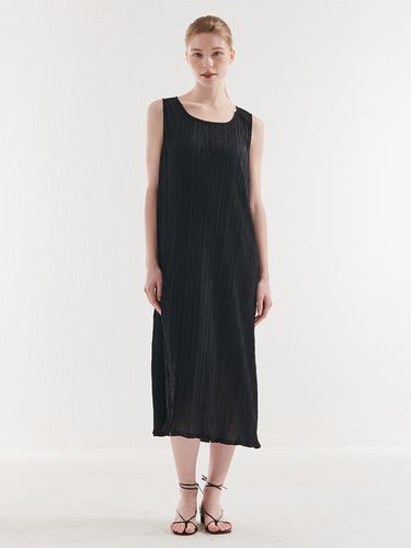 Wrinkle Sleeveless Dress (Black) - camino - Modalova