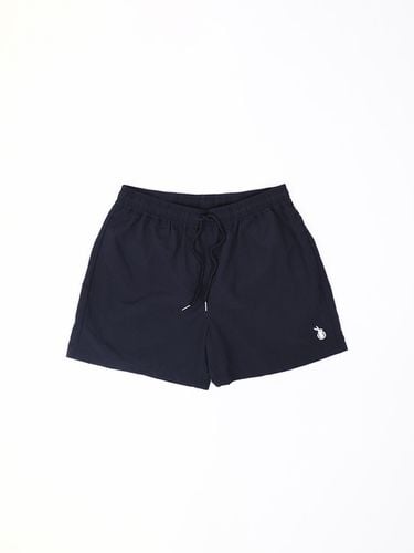 Clever Symbol Embroidered Athleisure Shorts - CLEVER FIELD - Modalova