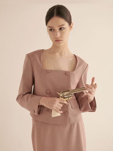 Deep Square Neck Jacket - Pink - TAV - Modalova