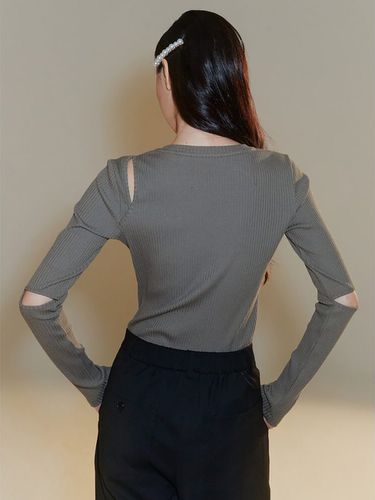 Cut-out Ribbed Top - Khaki - kuho plus - Modalova