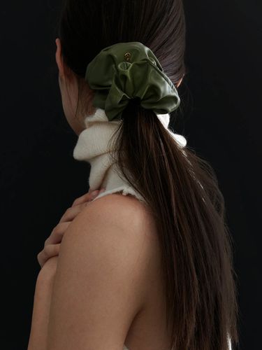 Vegan Leather Scrunchie_3 Colors - OVT-U - Modalova