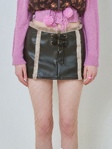 Eyelet Mustang Skirt_Brown - CRANK - Modalova