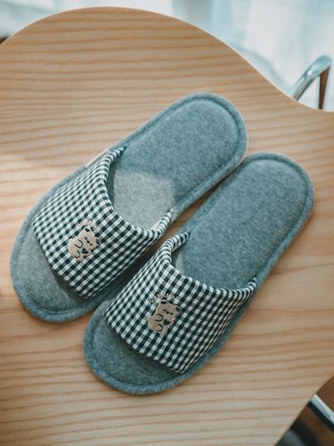 Embroidery Terry Check Slippers - sosomoso - Modalova