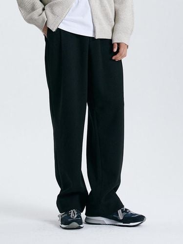 Wide-Fit Banding Knit Pants _ Black - TNGT - Modalova