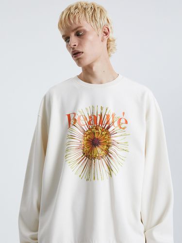 Oversized Beaute Floral Graphic Sweatshirt - TNGT - Modalova