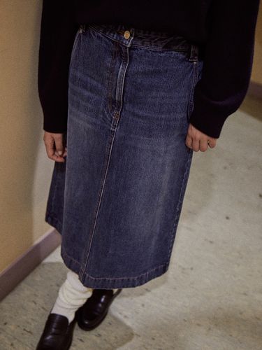 S School Denim Skirt_Blue - The Aperture - Modalova