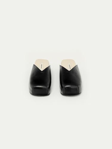 Lena Square Flat_Black - KINDERSALMON - Modalova