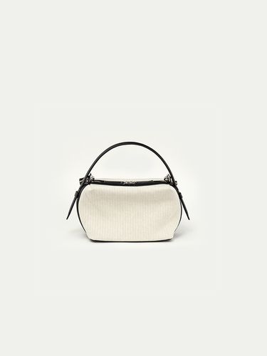 Leather-Trimmed Canvas Boston Mini Bag_Ecru - KINDERSALMON - Modalova