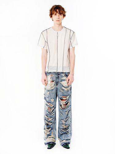 Stone Washed Destroyed Wide Denim Pant - LECYTO - Modalova