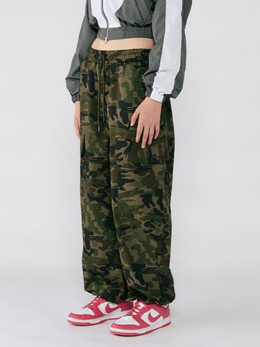 Camouflage Big Pocket Wide Pant - SEARCH410 - Modalova