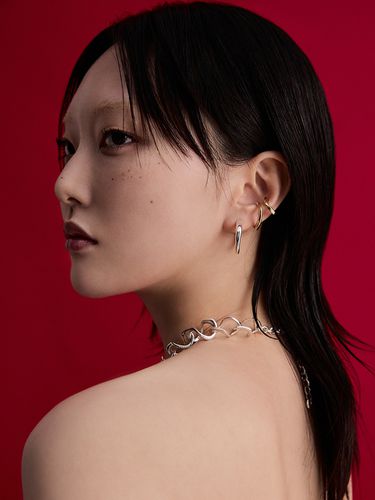 Gold Earcuff - Hustad - Modalova