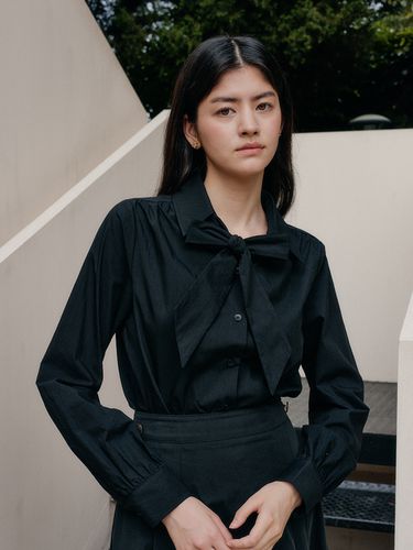 Collar Tie Shirt_Black - YUPPE - Modalova