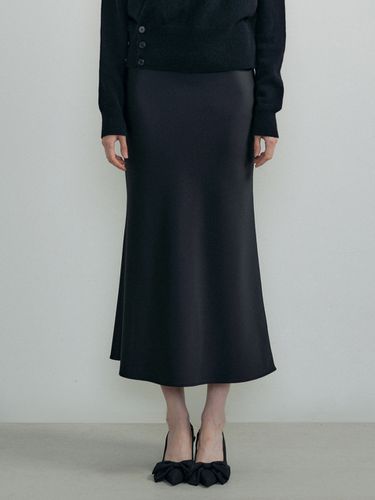 Bias Satin Skirt_Black - octette - Modalova