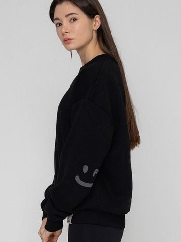 UNISEX] Elbow Smile Drawing Sweatshirt - GRAVER - Modalova