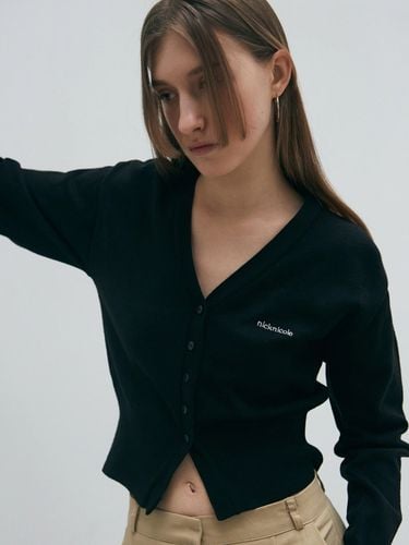 Essential Basic Logo Cardigan - NICK&NICOLE - Modalova