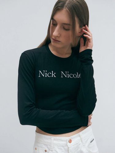 Mood Nicole LS Crop Tee - Black - NICK&NICOLE - Modalova