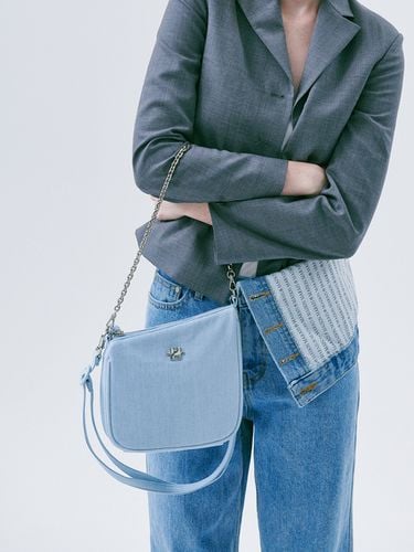 Slant Mini Chain Bag_Light Blue - JEDREFEB5 - Modalova