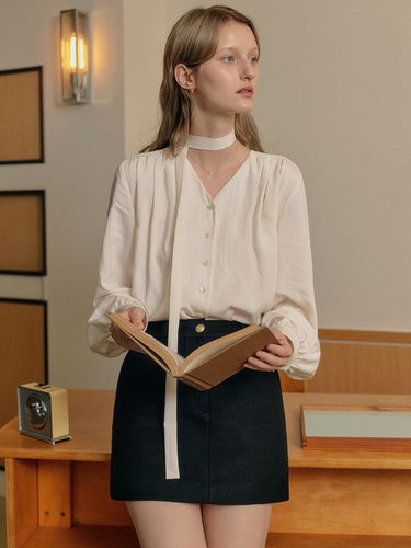 Chaney V-neck Tie Blouse - LOOKAST - Modalova