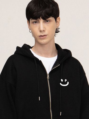 Small Smile Zip Up Hoodie - Black/White Logo - GRAVER - Modalova