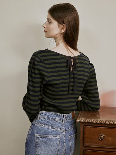 Stripe Pintuck Sleeve Jersey Top - HUNCH - Modalova