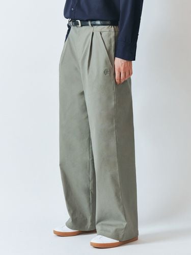 City Wide Fit Chino Pants_Khaki Grey - CITYBREEZE - Modalova