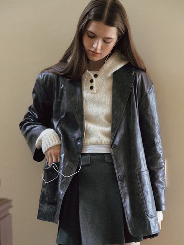 Cracky Leather Over Fit Jacket_Charcoal - LETTER FROM MOON - Modalova