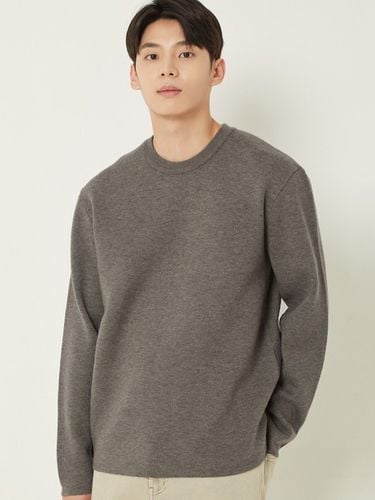 Essential Round Sweater _ Grey - EPIGRAM - Modalova