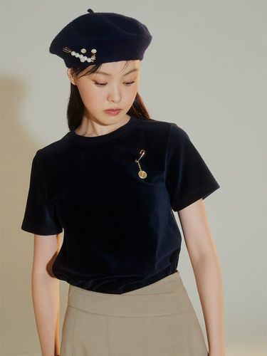 Half-Sleeved Velvet Top - Navy - kuho plus - Modalova