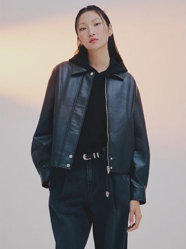 Faux Leather Zip-Up Jacket - Black - kuho plus - Modalova