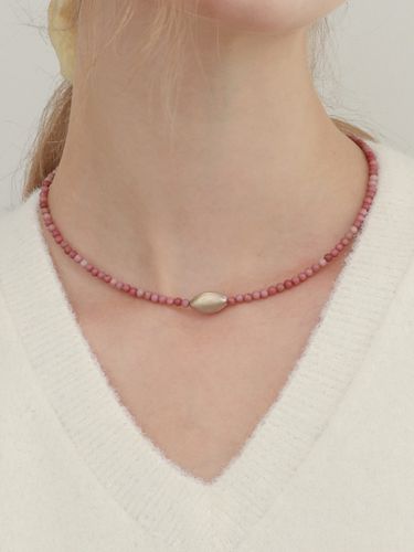 Rose Gemstone Necklace - Less is more - Modalova