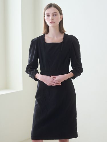 Square Neck Stitch Dress - Black - Nouve - Modalova