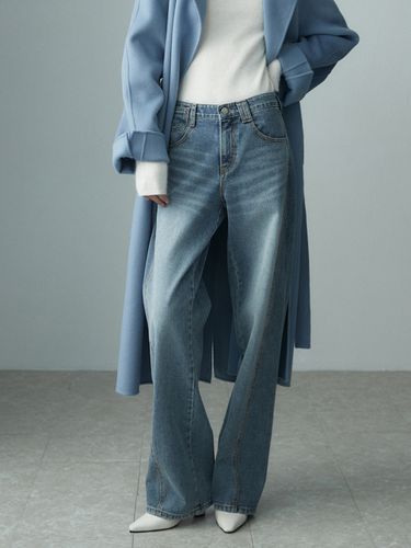 Seam Detail Straight Denim Pants - RE RHEE - Modalova