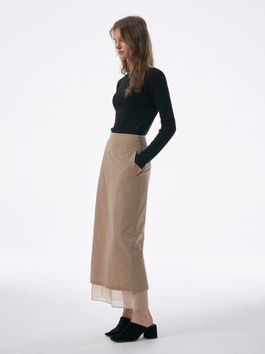 H-Line Layered Skirt_Beige - Lamerei - Modalova