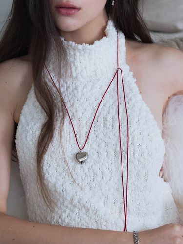 Plump Heart Red String Necklace - pearlymore - Modalova