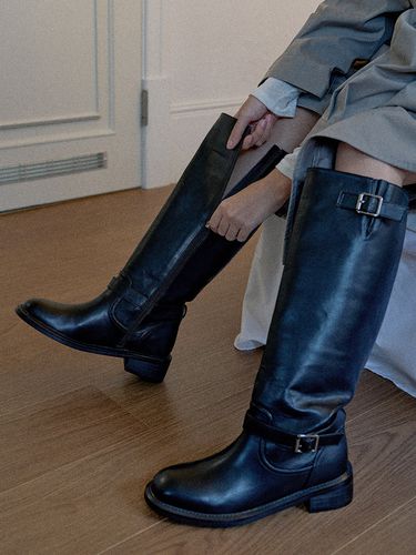 Esme Two-Belt Long Boots - SHOEHI - Modalova