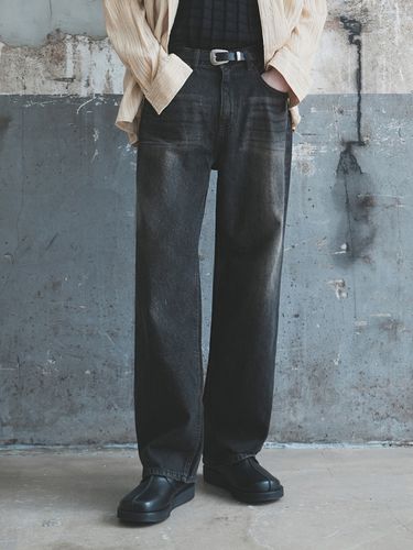 Short Length Available] Dirty Oil Wide Pants - WAAR FOR MEN - Modalova