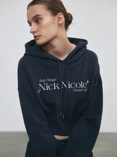 Nicole Signature Logo Crop Hoodie - NICK&NICOLE - Modalova