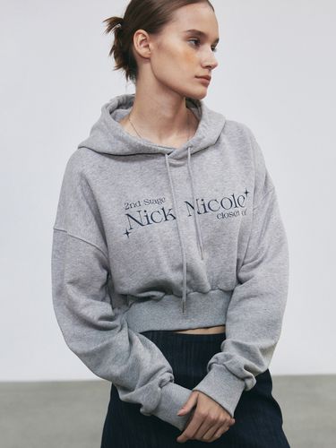 Nicole Signature Logo Crop Hoodie - NICK&NICOLE - Modalova