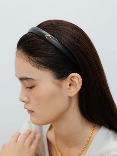 Quatre Leather Hairband - VINTAGE HOLLYWOOD - Modalova