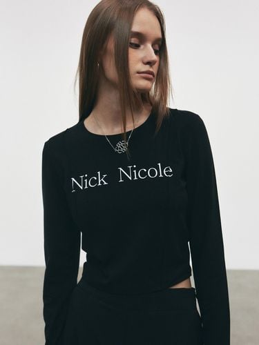 Nicole Pintuck LS Crop Top - Black - NICK&NICOLE - Modalova