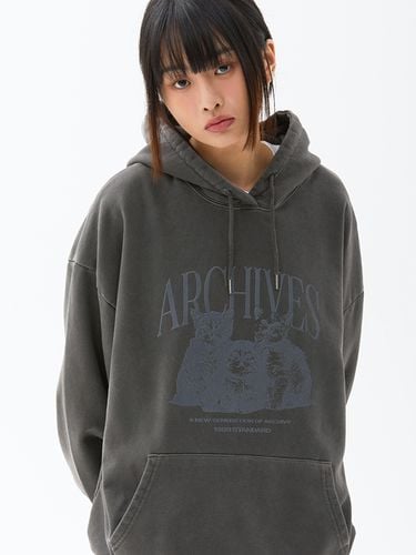 Archives Cat Pigment Hoodie - 1989STANDARD - Modalova