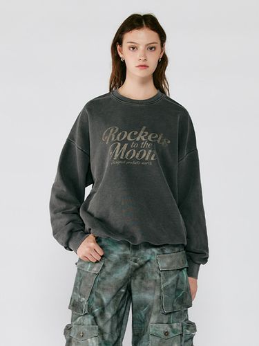 Pigment Rocket To The Moon Sweatshirt - SEARCH410 - Modalova