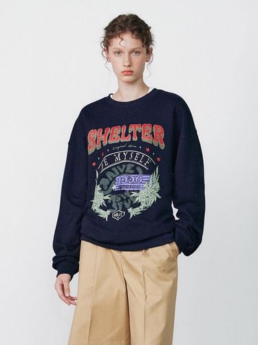 Shelter Graphic Sweatshirt_Navy - RAIVE - Modalova