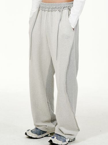 Ex Raw Sweatpants [Grey] - PIECEMAKER - Modalova