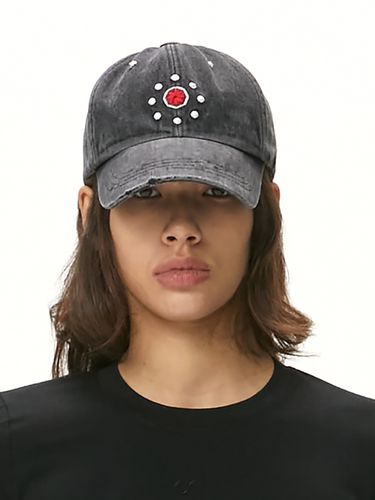 Embroidery Ball Cap_Black Denim - MORE THAN PARADISE - Modalova