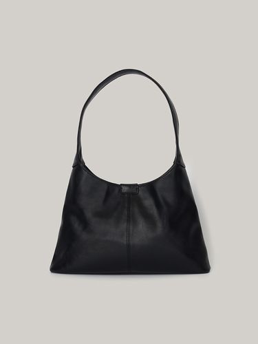 Triangle Mini Shoulder Bag _ Black - OWN FEATURE COLOUR.OFC - Modalova