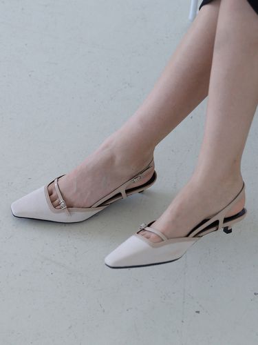 Jain Slingback Shoes_Beige - MOL:pin - Modalova