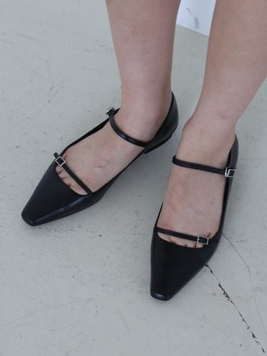 Strap Flat Shoes_Black - MOL:pin - Modalova