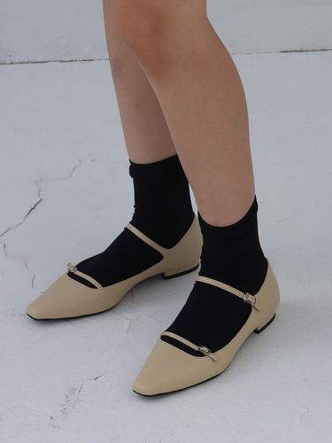 Strap Flat Shoes_Beige - MOL:pin - Modalova