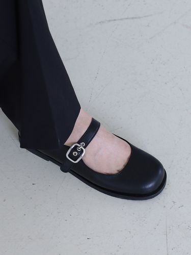 Ro Mary Jane Shoes_Black - MOL:pin - Modalova